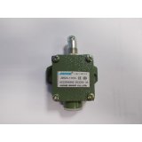 maquinas-online.es Límite de carrera UF 100 / MB 4 P JW2A-11H/L DC220V/3A